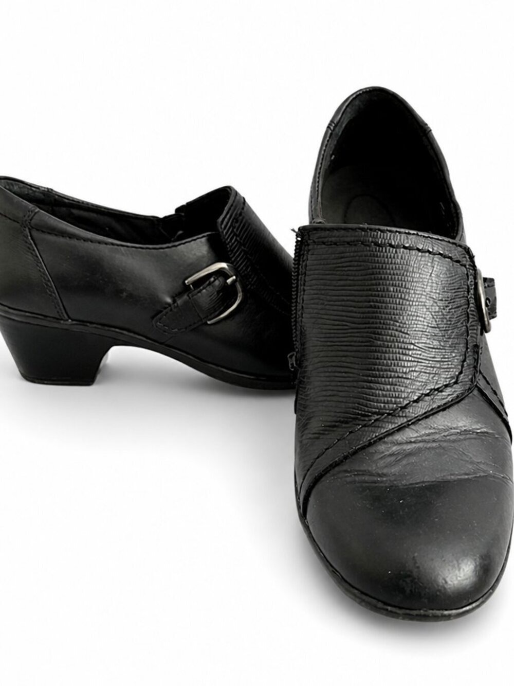 Clarks Black Leather Ankle Booties | Size 8 | Chic Comfort with Low Heel
